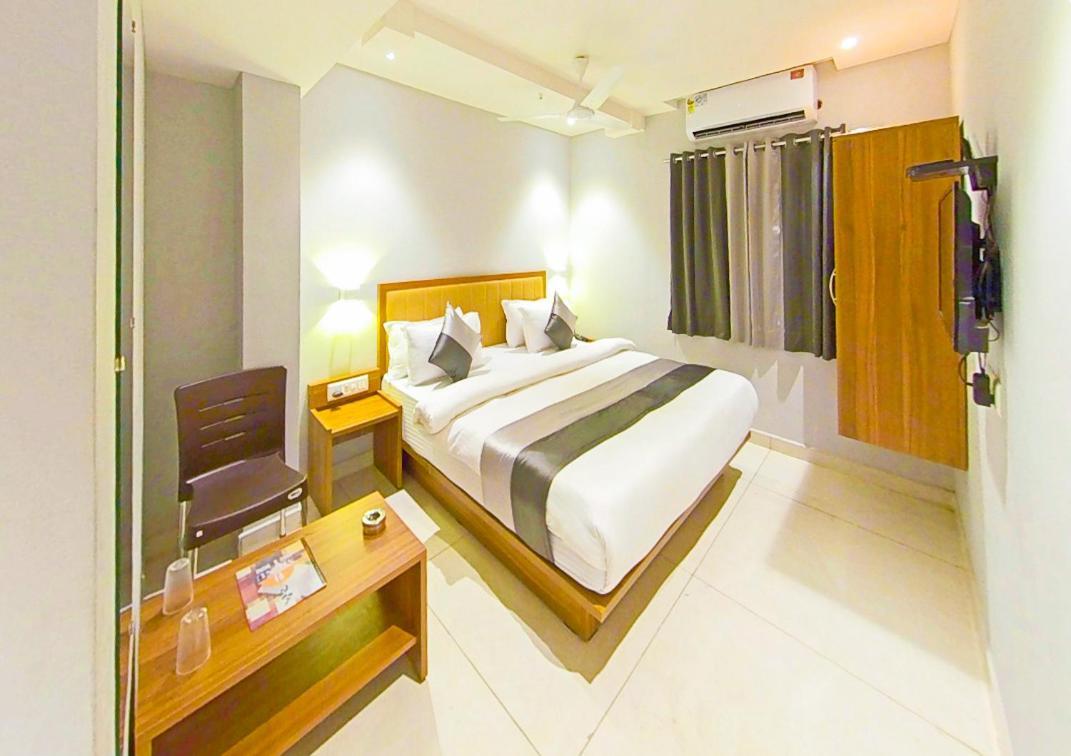 Hotel Nova Star 라즈콧 외부 사진