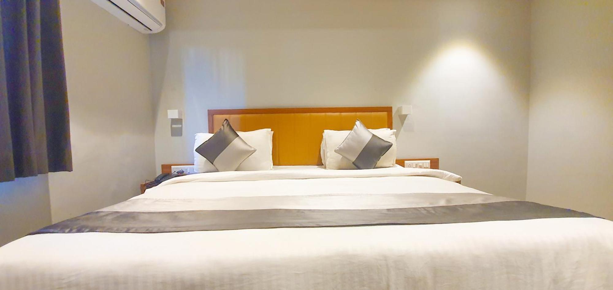 Hotel Nova Star 라즈콧 외부 사진