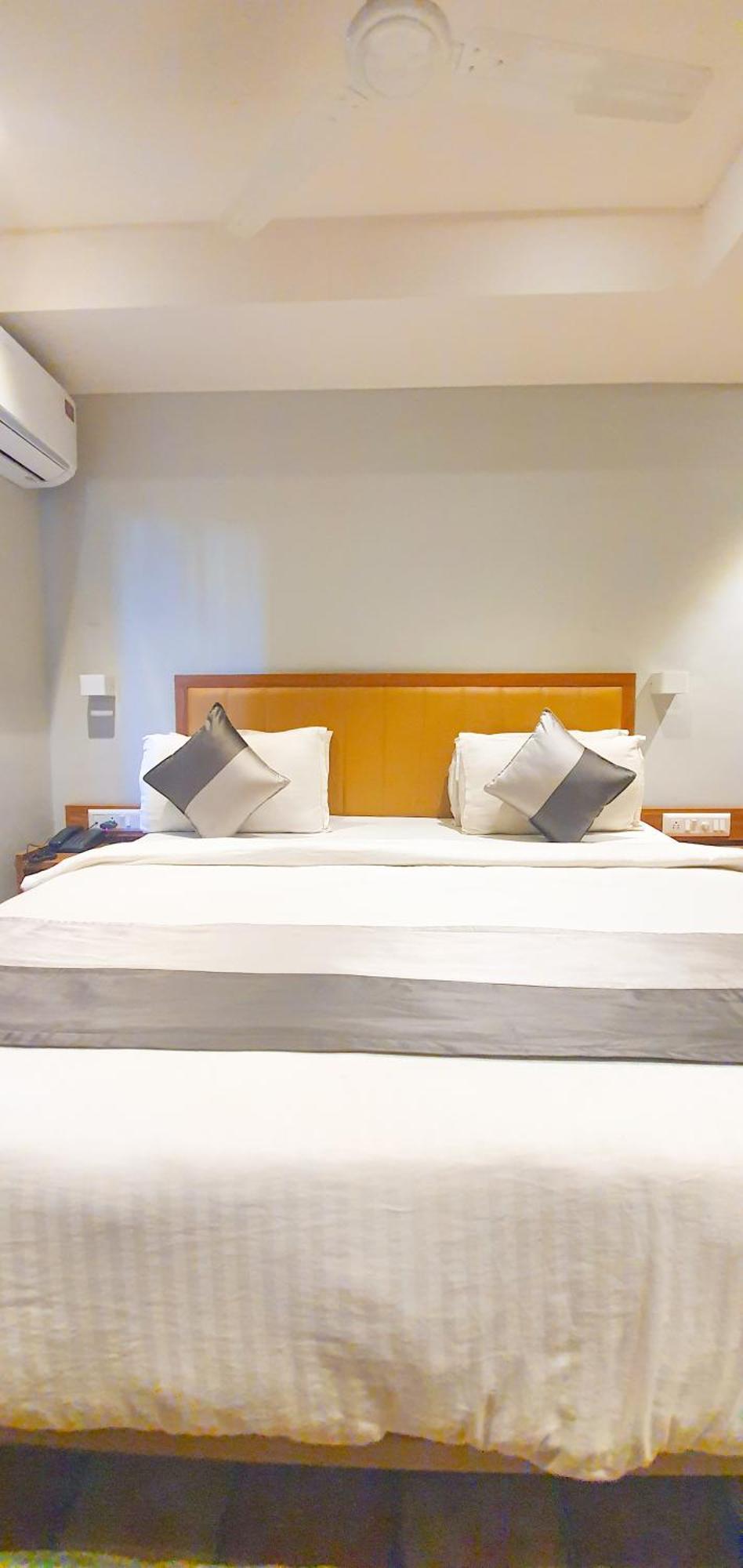 Hotel Nova Star 라즈콧 외부 사진