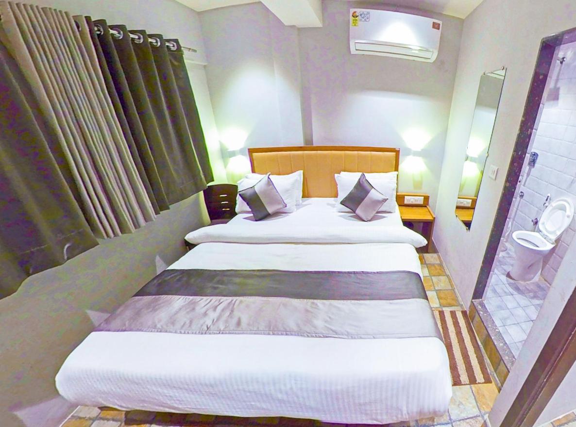 Hotel Nova Star 라즈콧 외부 사진
