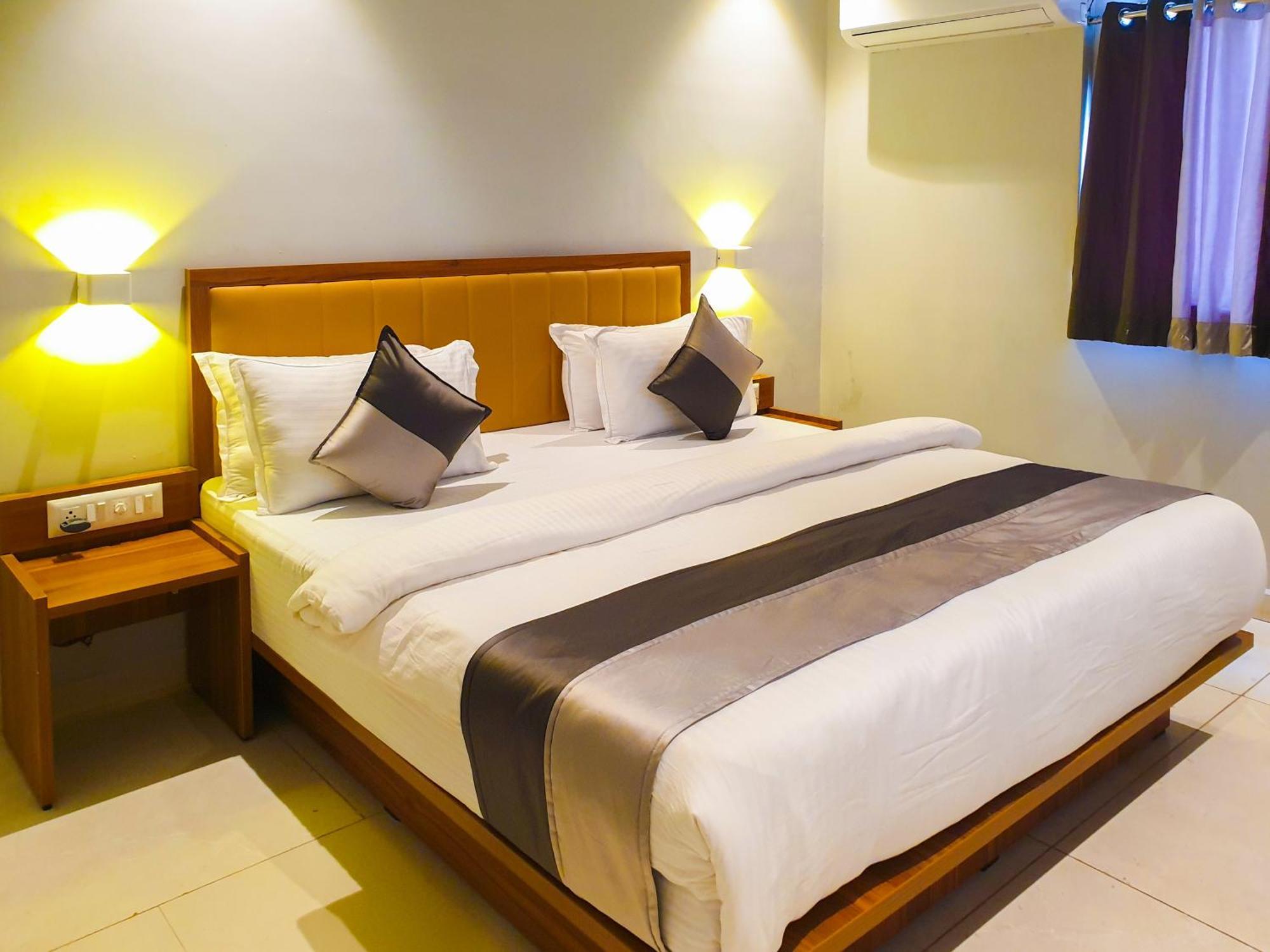 Hotel Nova Star 라즈콧 외부 사진